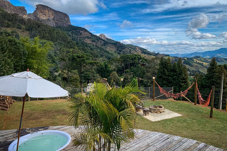 Cabana Lobo Guará - com banheira de hidromassagem