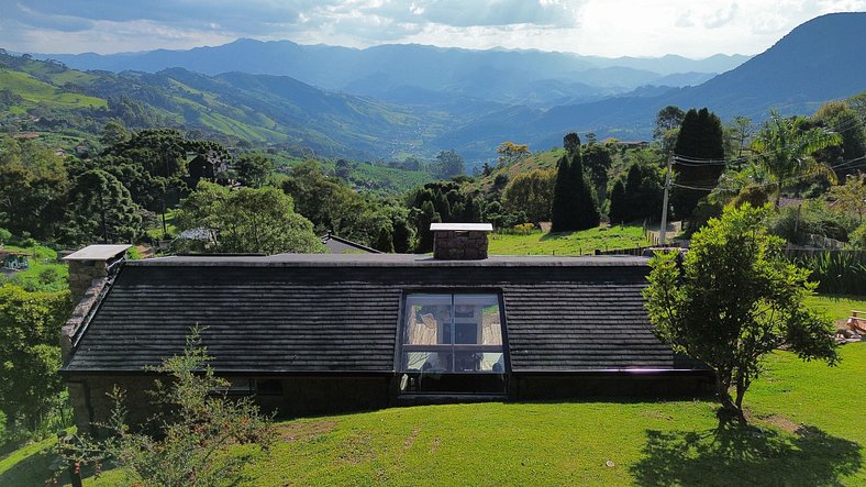 Cabana Rinoceronte - banheira com vista para Pedra do Baú